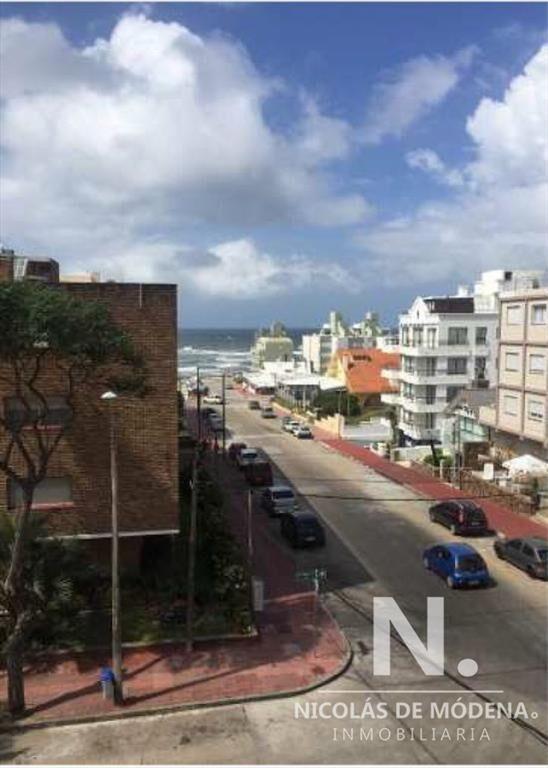 Apartamento de Tres Dormitorios en Península - Punta del E