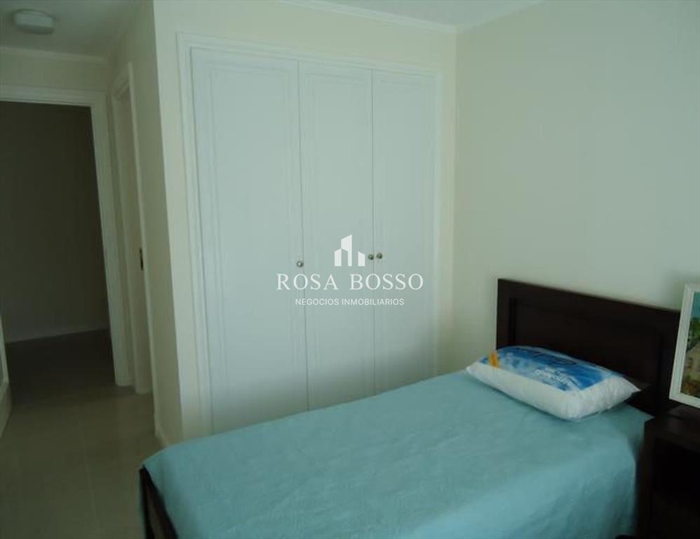 VENTA, Apartamento 3 dormitorios, con vista, del