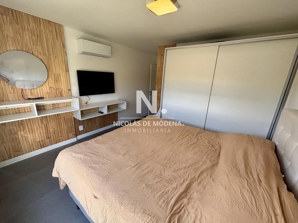 Vende apartamento en  Aidy Grill - Punta del Este