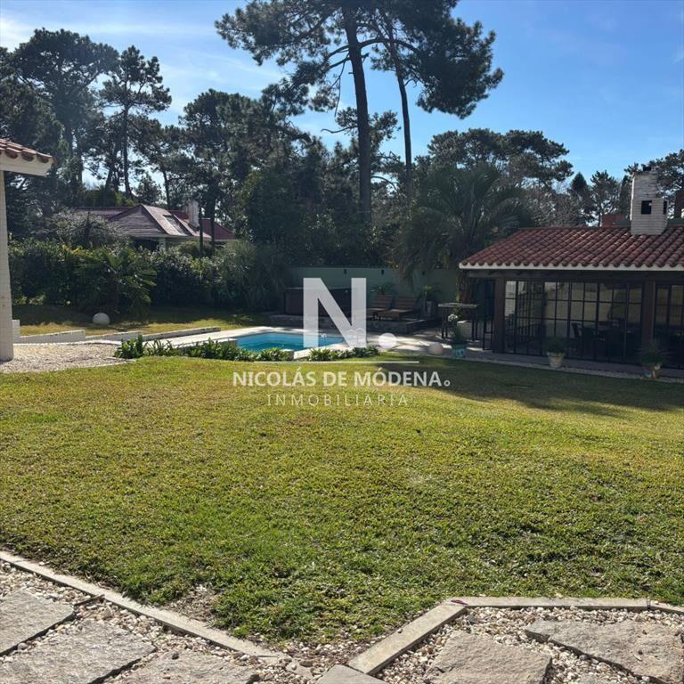 Casa de 5 Dormitorios en Punta del Este
