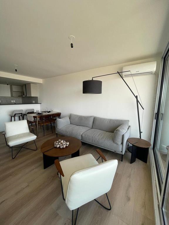 Apartamento en venta,3 dormitorios,2 baños, amplio balcón c