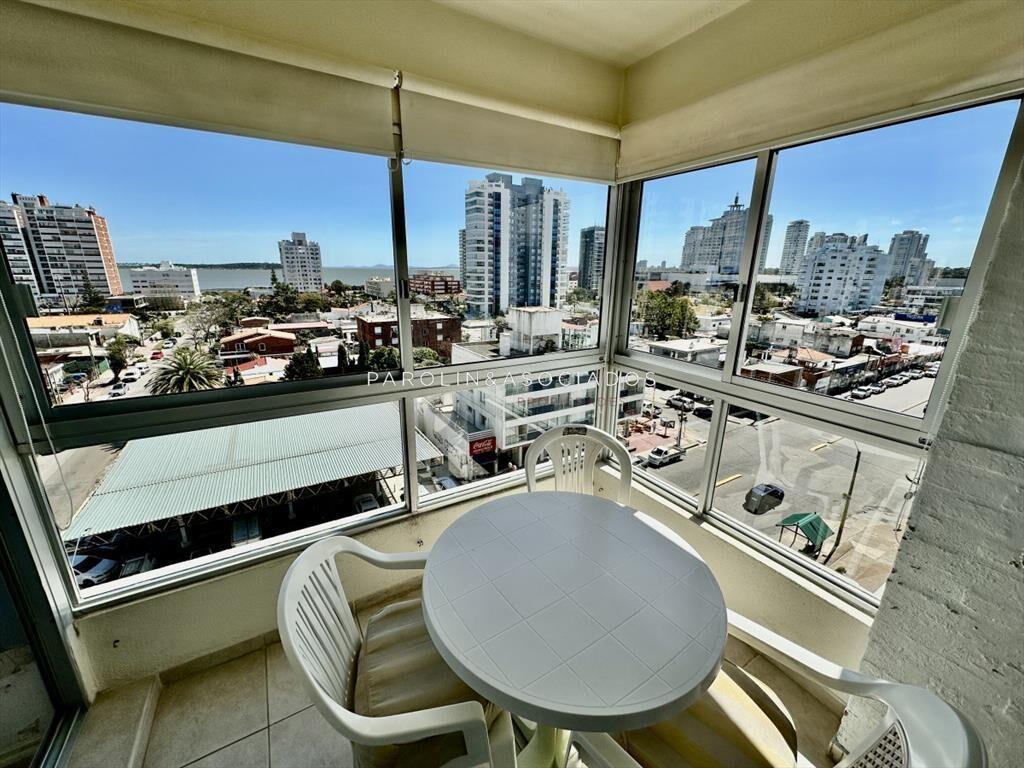 Departamento en Venta de 2 dormitorios en Torre