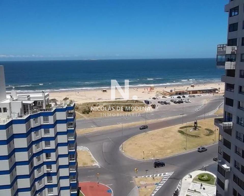 Departamento en piso alto, Punta del Este