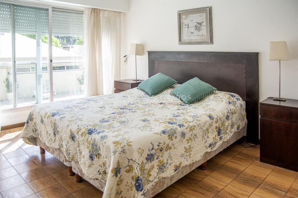 Apartamento de 2 dormitorios en Venta , Roosevelt , Punta d
