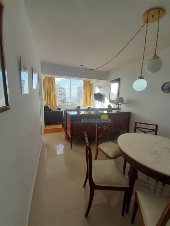 Apartamento de 2 dormitorios en Venta en Punta ,