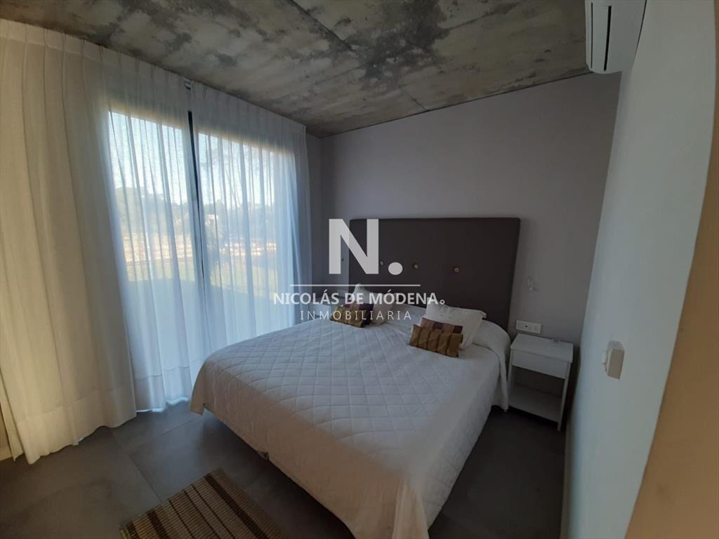 Hermosa casa Yambae a la venta en la Arbolada