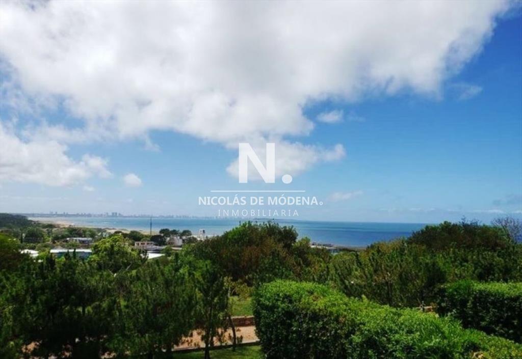 Apartamento en Venta de 3 dormitorios en el Alta