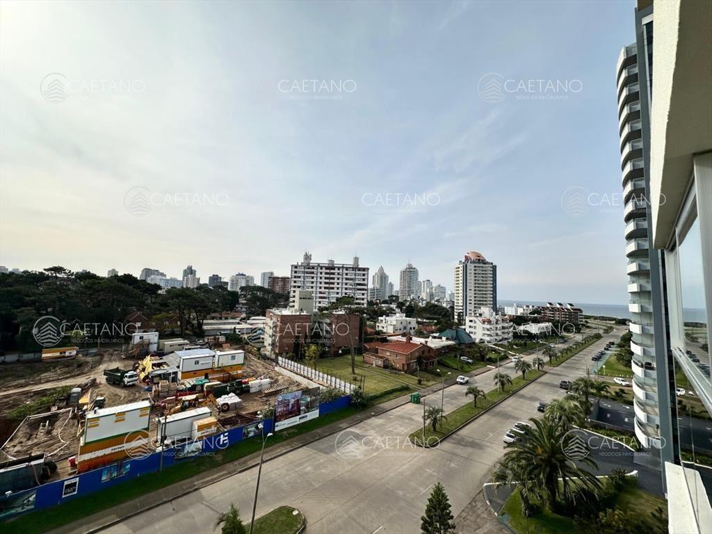 Apartamento de 2 dormitorios y medio en Playa ,