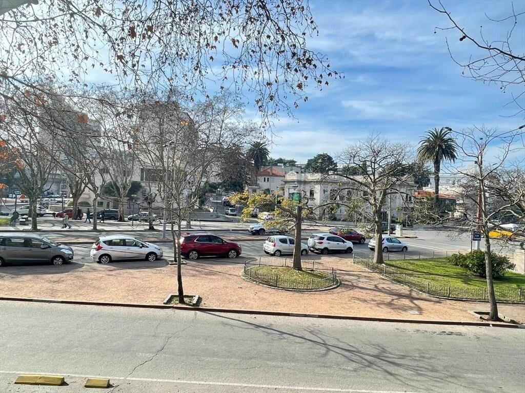 PARODI ALQUILER CASA  PARA EMPRESA PARQUE RODO