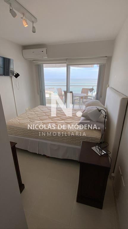Apartamento en alquiler temporario Playa Mansa 2 dormitorio