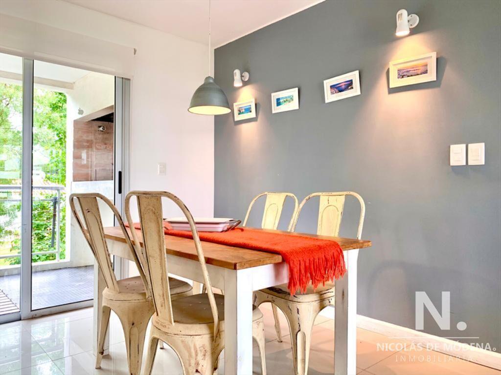 Apartamento en Venta de dos dormitorios con parrillero en P