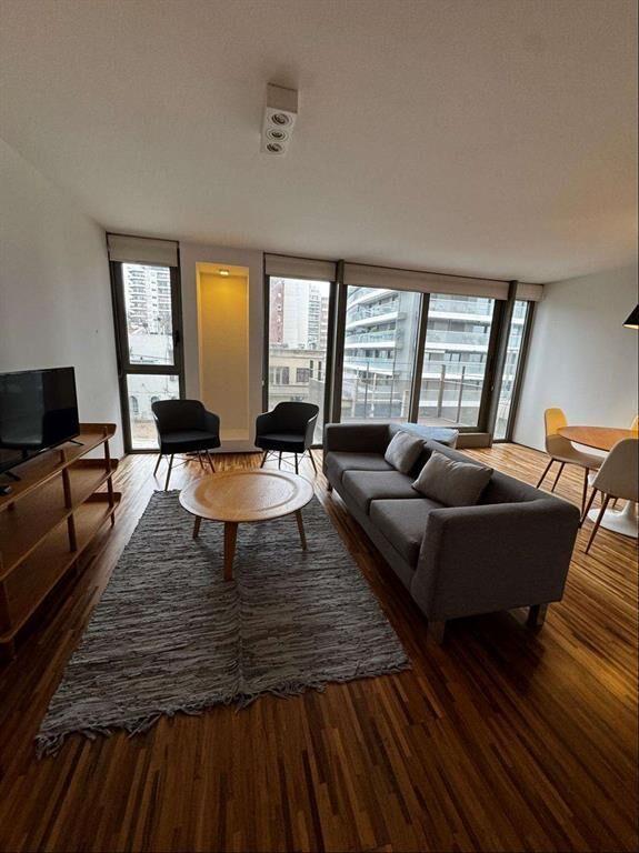 ALQUILER CON MUEBLES DE 2 DORMITORIO Y 2 BAÑOS EN PUNTA CAR