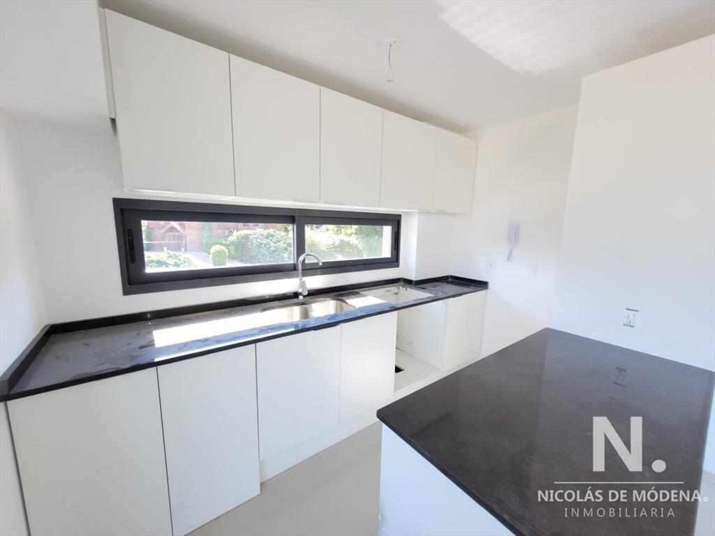 Apartamento en Venta a estrenar 3 dormitorios, Playa Mansa,