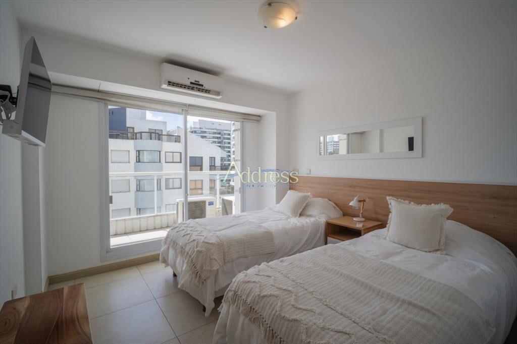 Alquiler apartamento de 3 dormitorios mas dependencia, fren