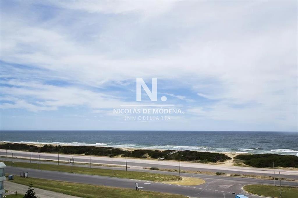 Apartamento con exelente vista al mar