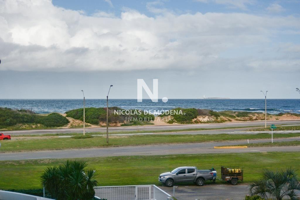 Apartamento de 3 dormitorios en Brava - Punta del