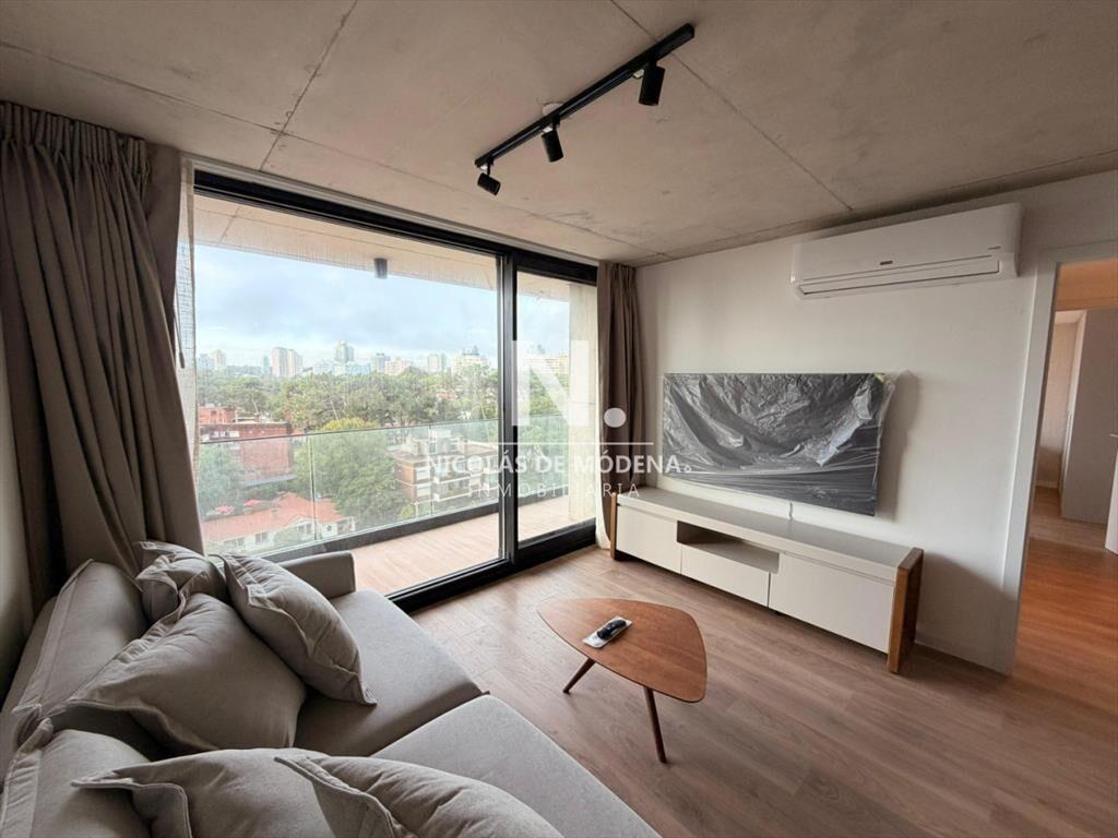 Vende en Punta del Este, departamento comodo de 2 dormitori