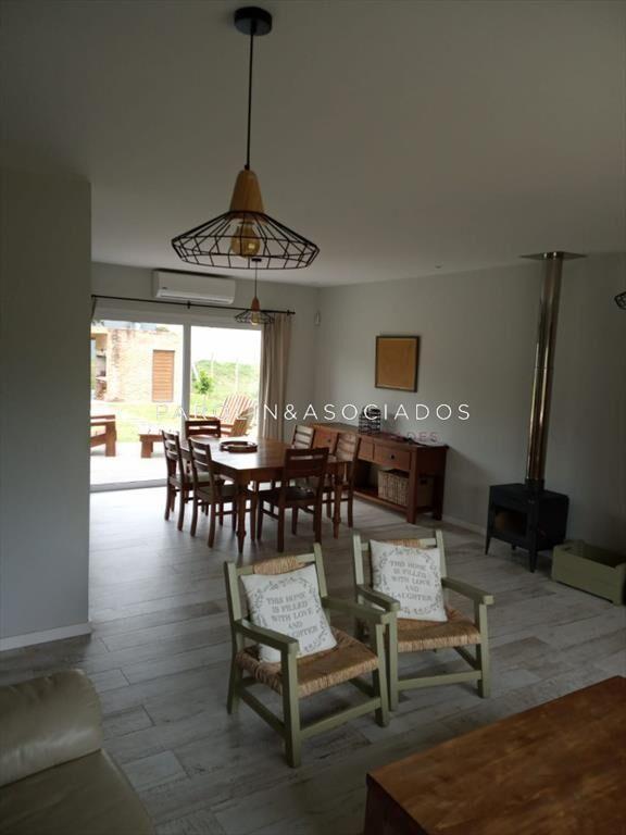 Casa en excelente estado en zona Marly - Punta del Este