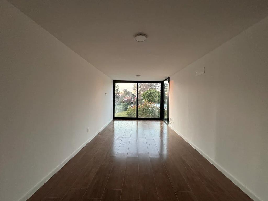 Venta de apartamento de 3 dormitorios, garaje, terraza, Carr