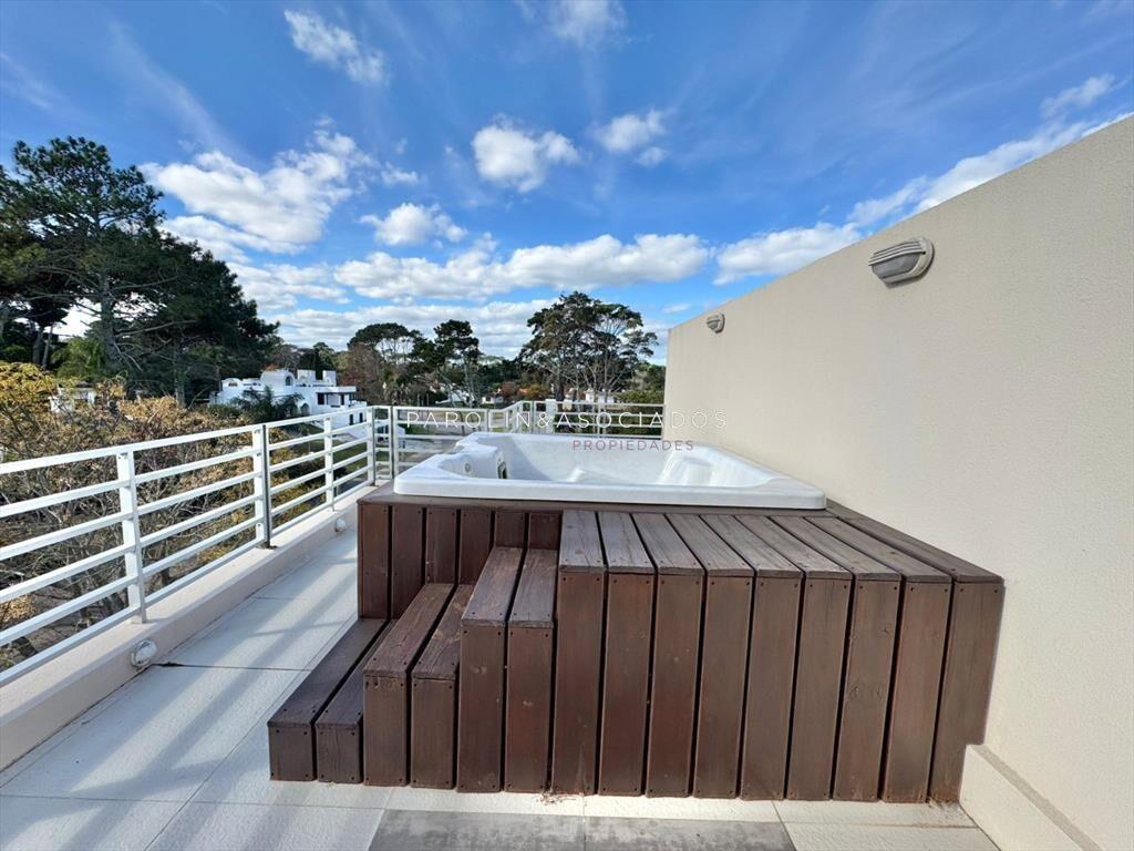Apartamento en venta de un dormitorio en Punta del Este.