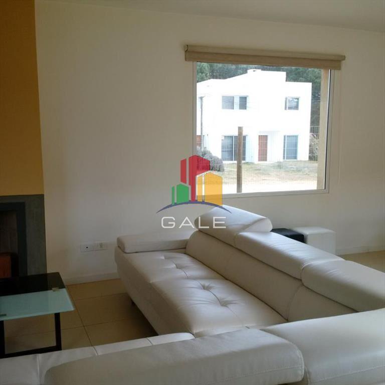 Casa cerca del mar en alquiler