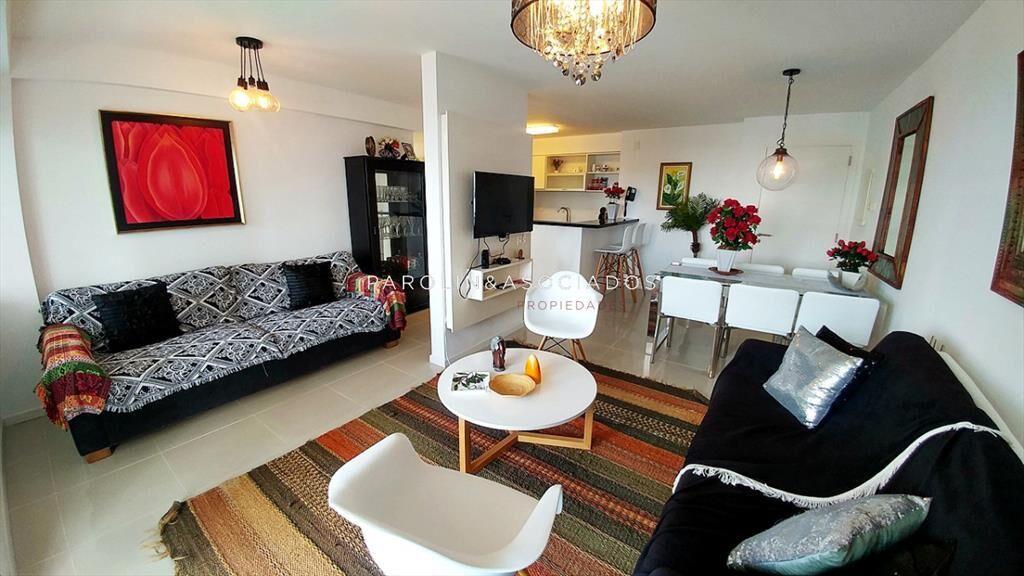 Apartamento en venta de 2 dormitorios a pasos del