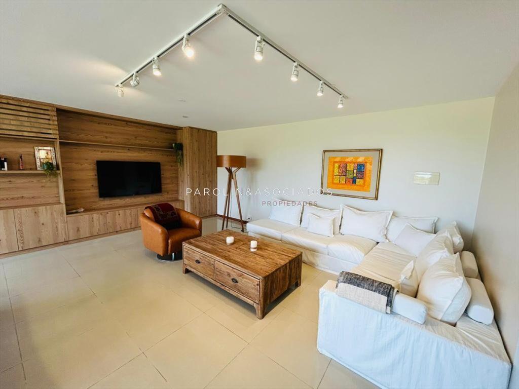 Apartamento en venta Playa Brava 3 dormitorios +