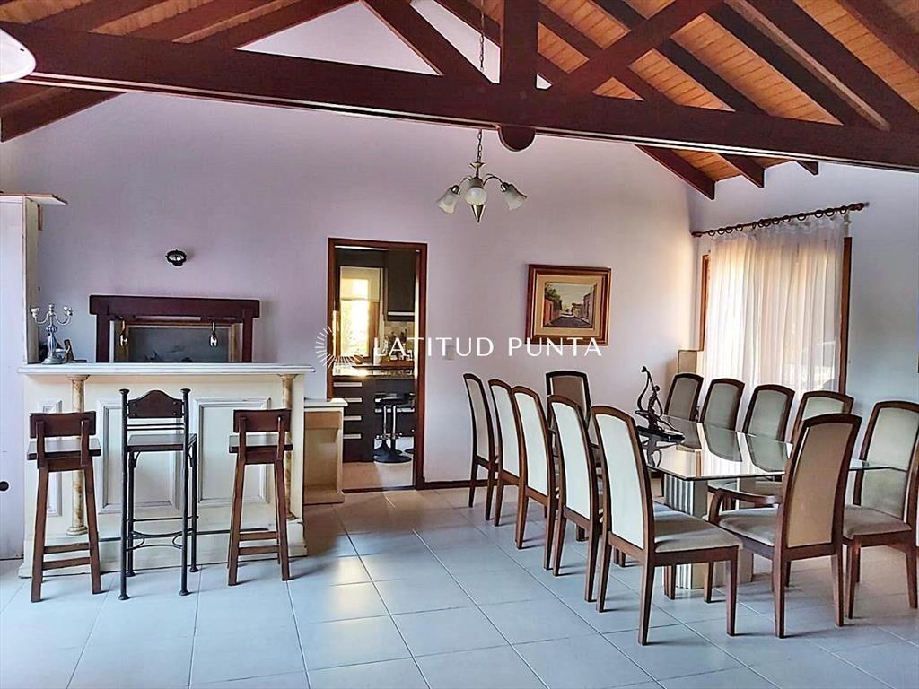 Casa en Jardines de CÃ³rdoba, 3 dormitorios