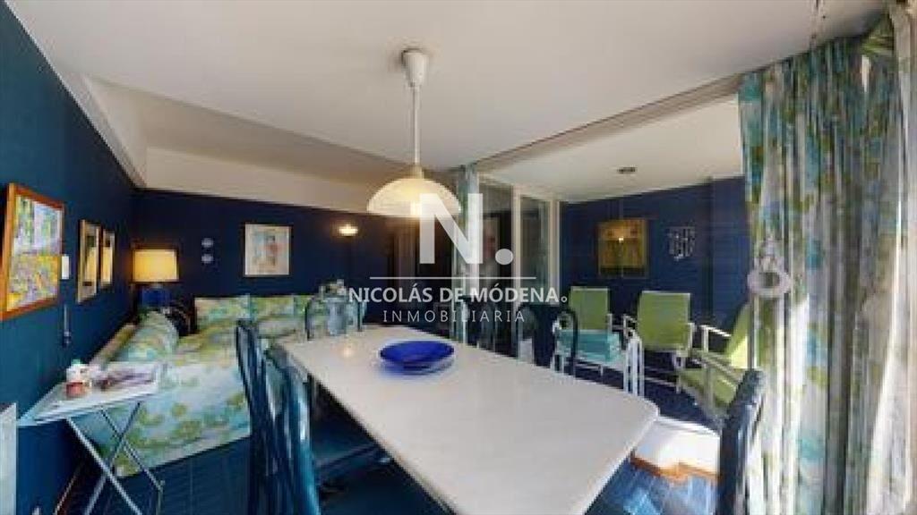 APARTAMENTO FRENTE AL MAR