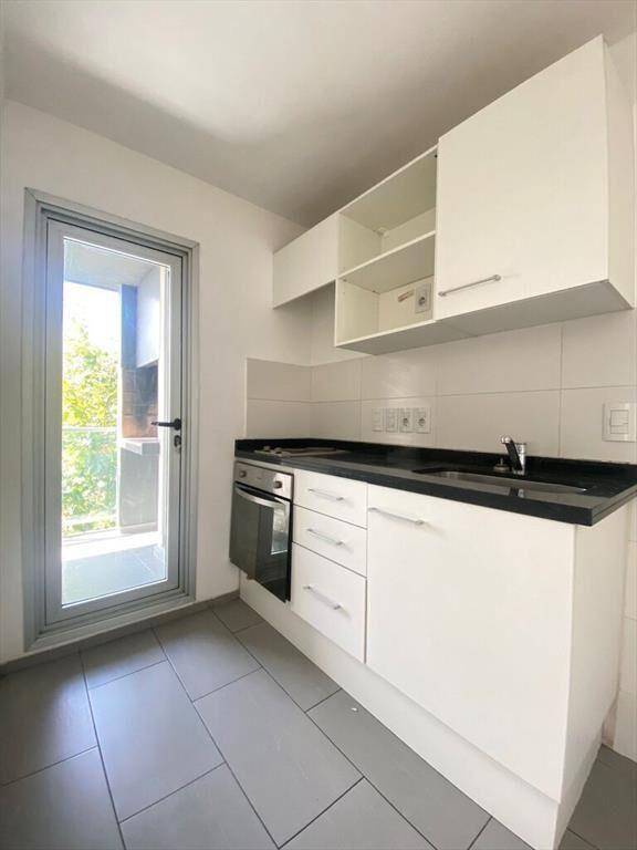 Venta apartamento 2 dormitorios, con parrillero en la comer