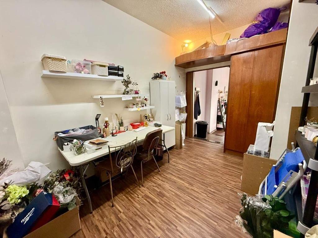 VENTA LOCAL SOBRE LA RAMBLA CON RENTA 7,5%