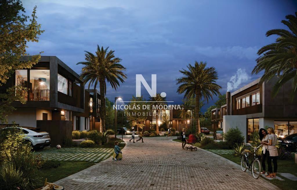 Venta Casa en pozo de 4 Dormitorios En