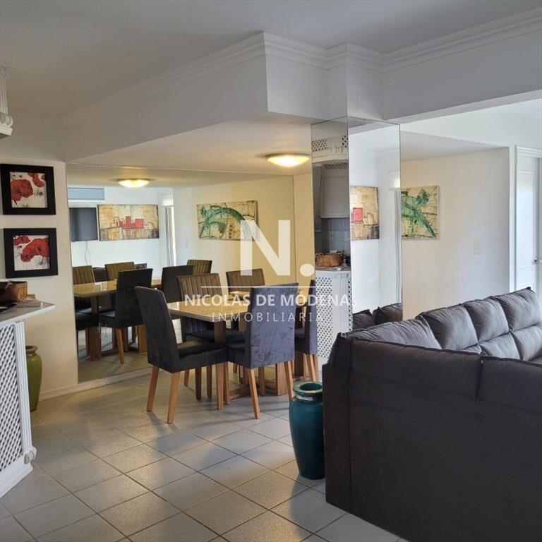 Vende apartamento de 3 Dormitorios en Pinares del