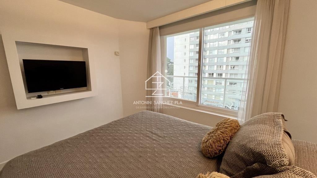 Apartamento venta 1 dormitorio y medio Punta del Este