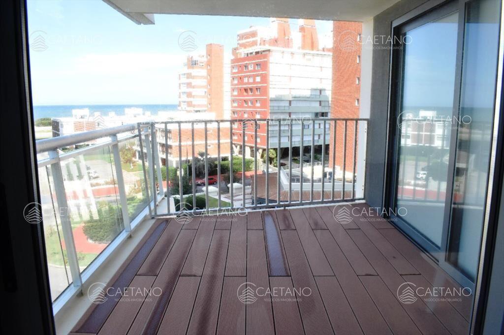 Apartamento amplio y luminoso Mansa, Punta del 2