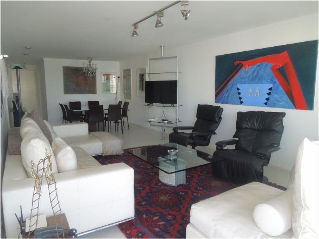 EXCELENTE DEPARTAMENTO CON VISTA INCREÍBLE AL MAR!!