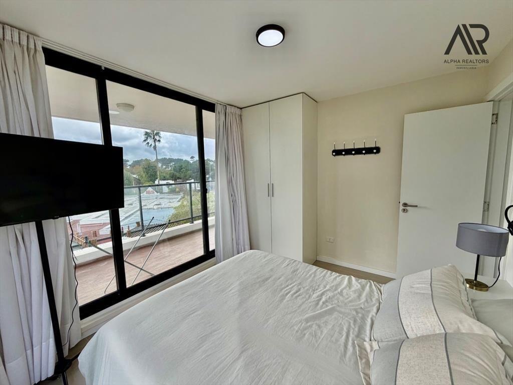 Apartamento en venta c/ cochera en Nuevo Cantegril