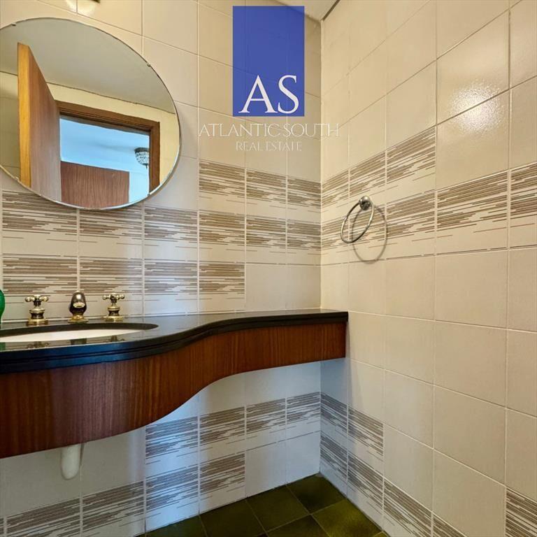 Apartamento de 4 dormitorios en península con al