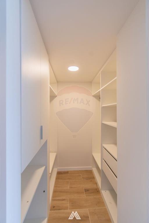 Venta apto 3 dormitorios parrillero Barrio Parques
