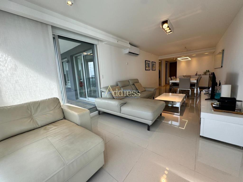 Apartamento en venta dos dormitorios mas con y