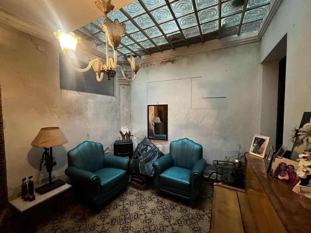 8 de octubre esq. Luis Alberto de Herrera , 280 m2, 3 dorm,