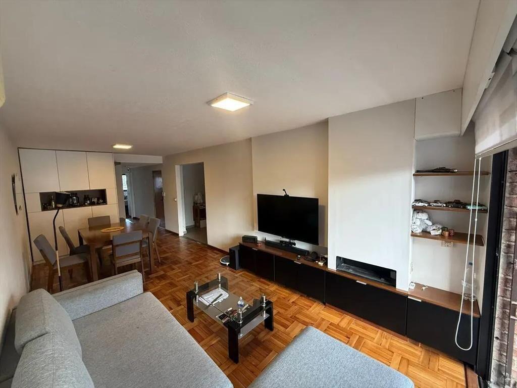 Alquiler de Apartamento Amueblado 2 Dormitorios y 2 Cocher