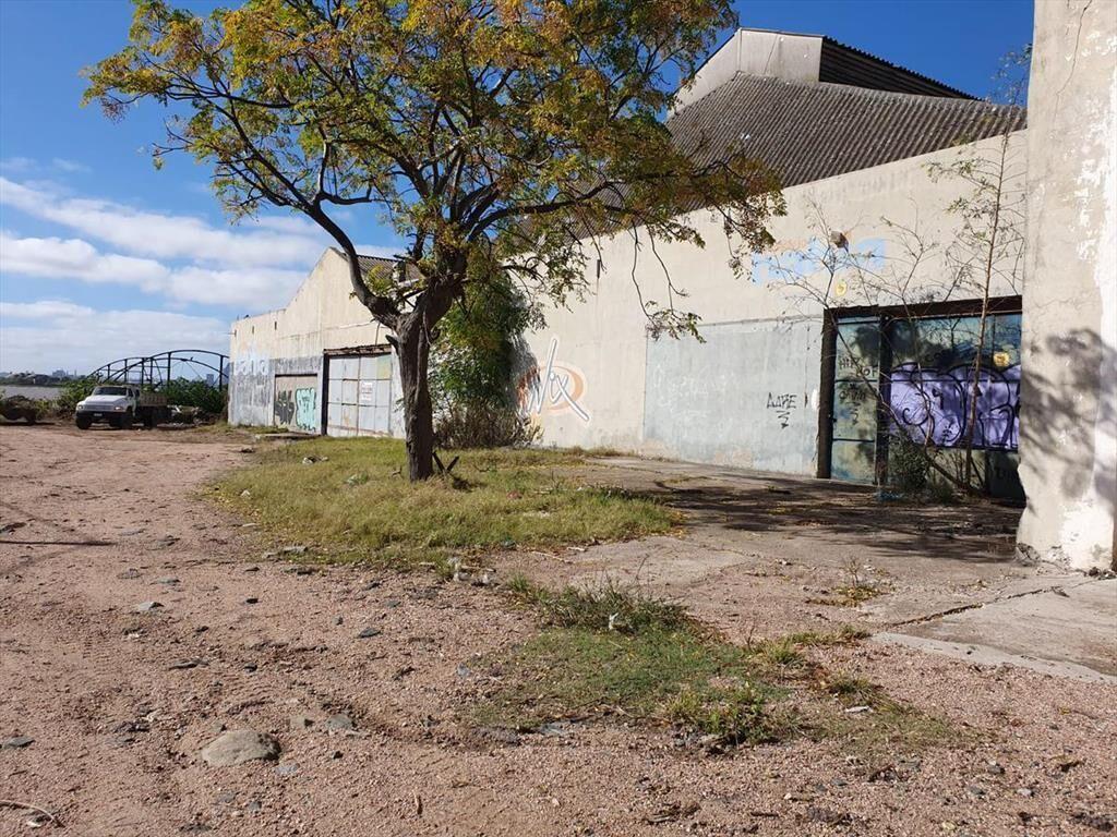 Rambla de Cerro de Montevideo, 4500 m2, 2 entradas de conte