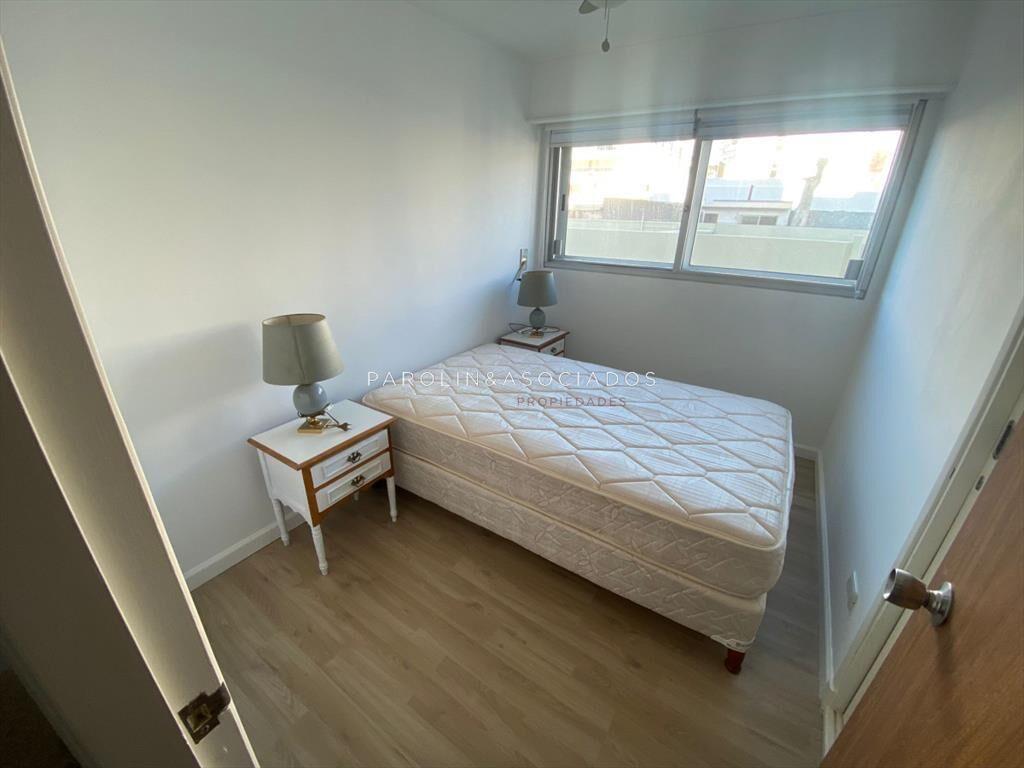 Departamento en Venta de 3 Dormitorios en Edificio Fontemar