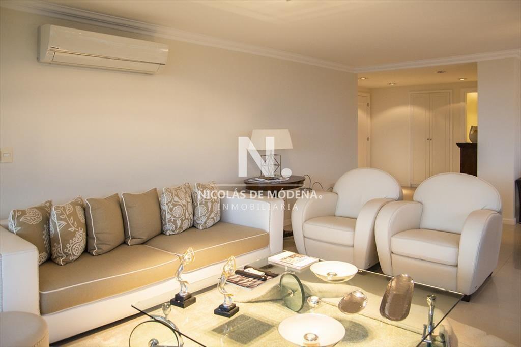 Hermoso departamento en Torre Imperiale, con