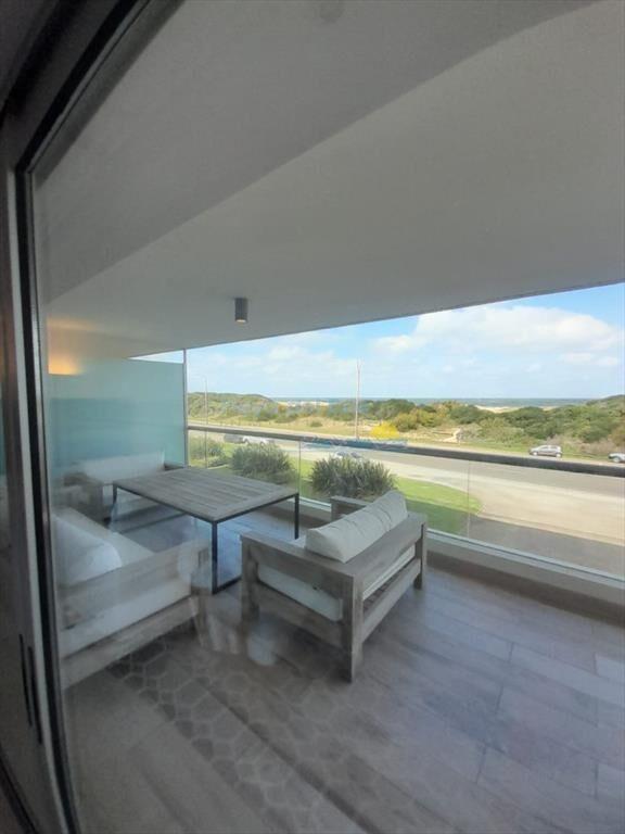 Apartamento de 3 dormitorios en Silente , Punta ,