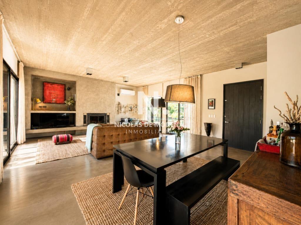 Excelente Casa Minimalista en Barrio Privado, La Arbolada -