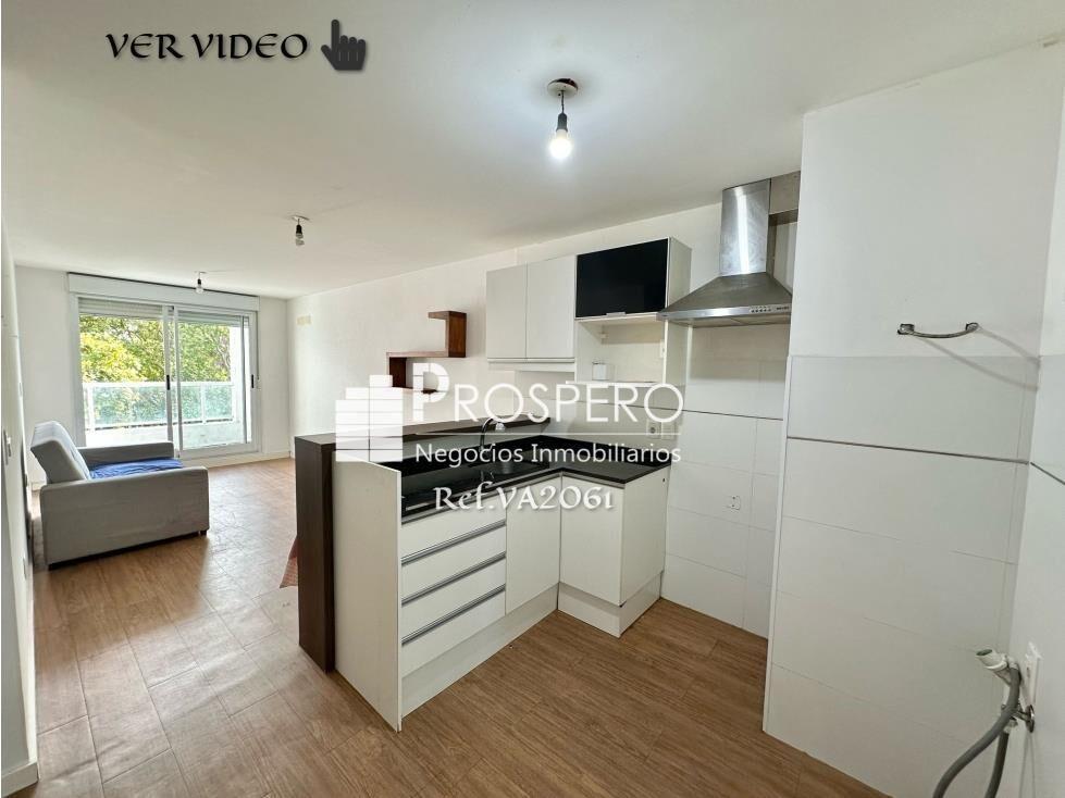 VA2061/1 venta apto 2 dorm Cordon Sur limite parque rodo C/R