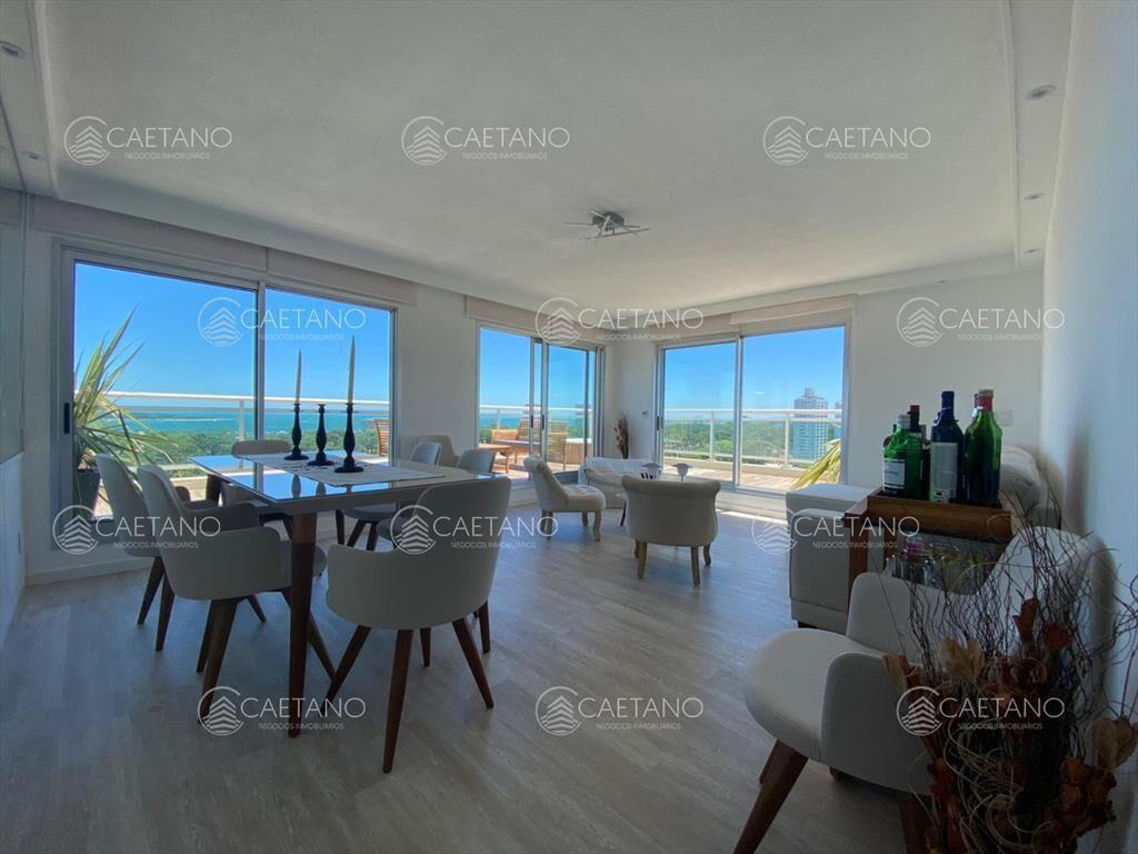 Venta apartamento - 3 dormitorios. Roosevelt, Del