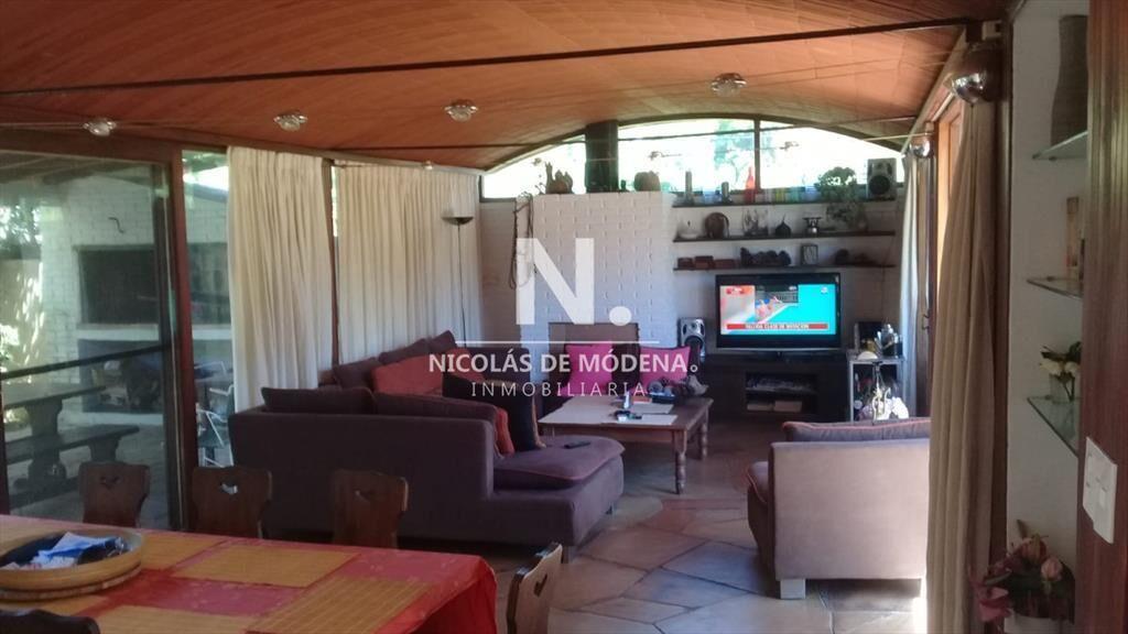 Casa en venta, a pocos metros del mar